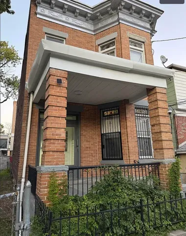 $2,000 | 128 35th Street, Unit 3, Union City, NJ 07087