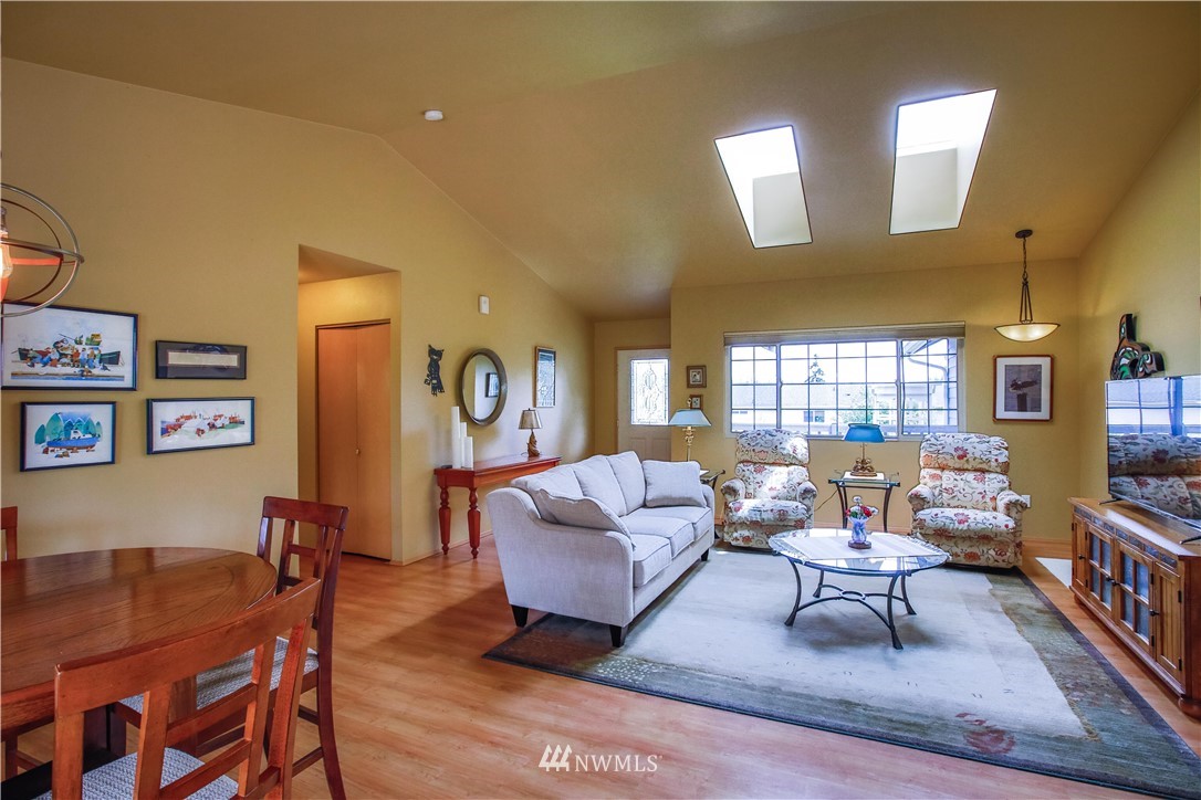 4820 Haines Road Freeland, WA 98249 - Photo 7 of 28 Gallery Image 7