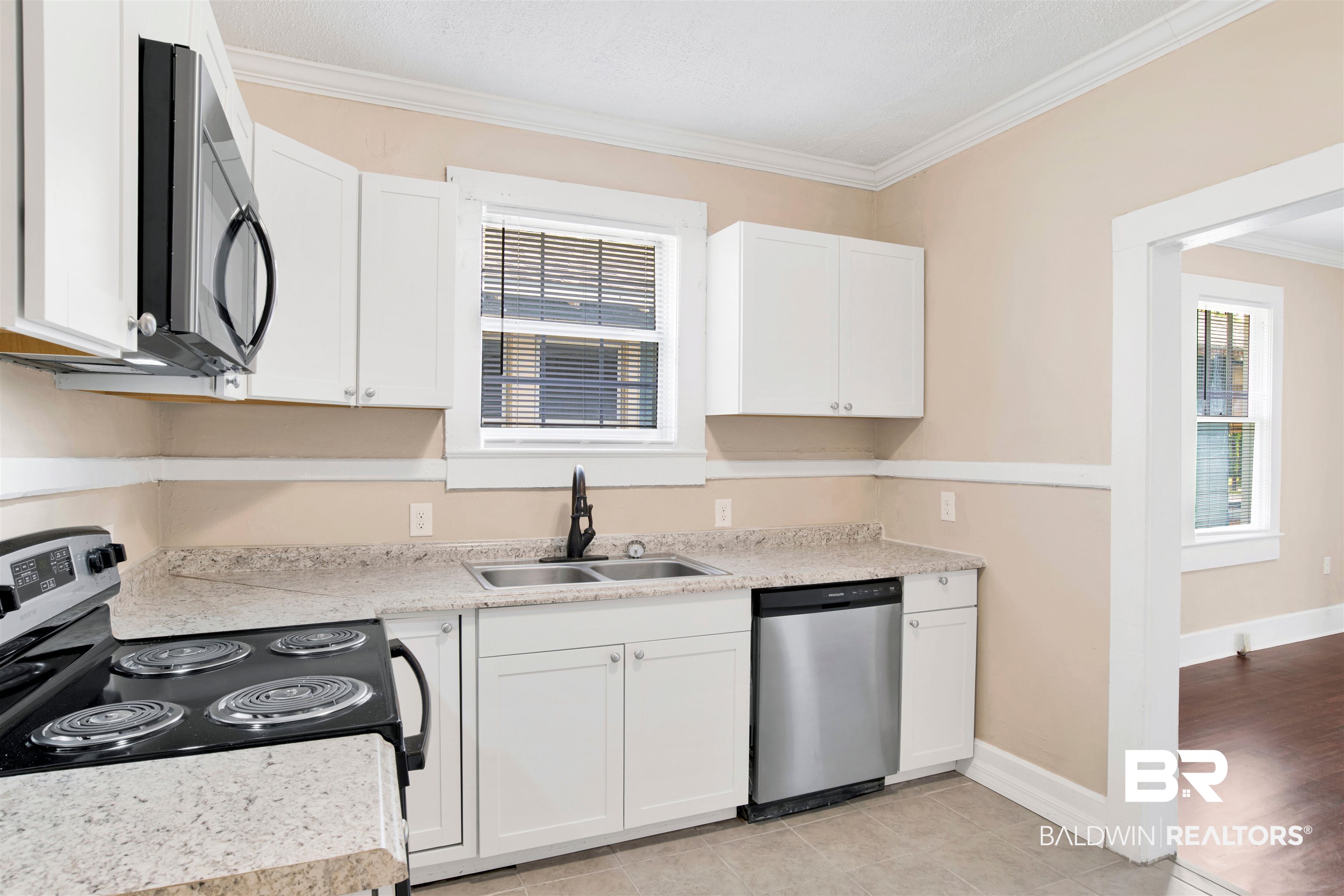 502 George Street Mobile, AL 36604 - Photo 9 of 24