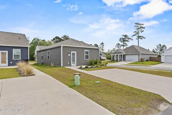 $2,200 | 11 North Farmhouse Drive, Unit LOT 2015, Wilmington, NC 28411