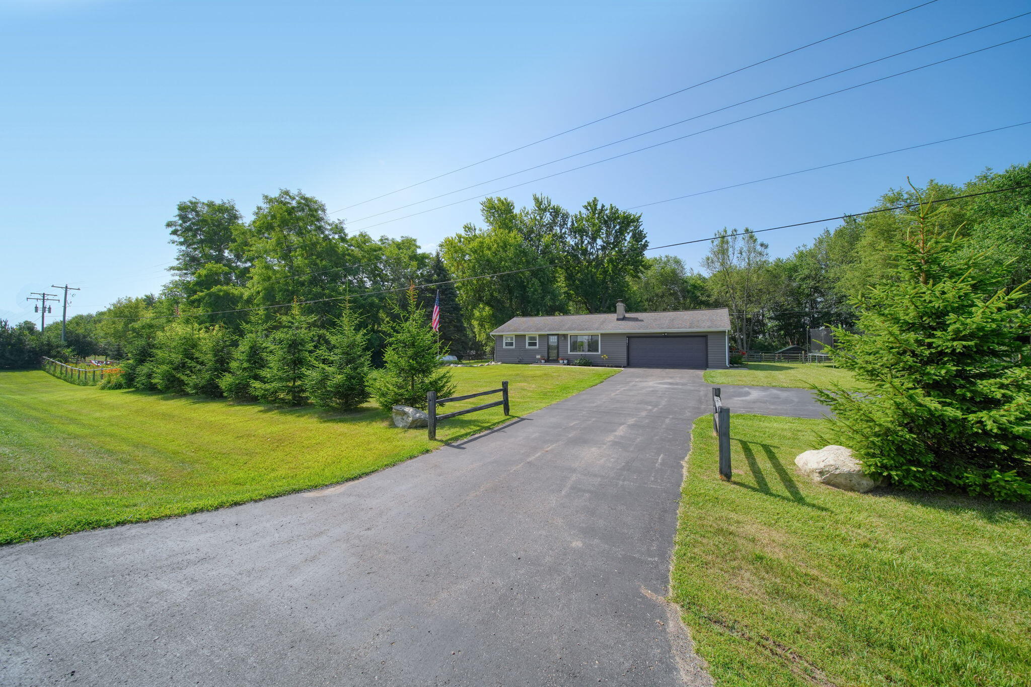 9871 Knight Road Grass Lake, MI 49240 - Photo 2 of 44 2-web-or-mls-DSC08052_HDR