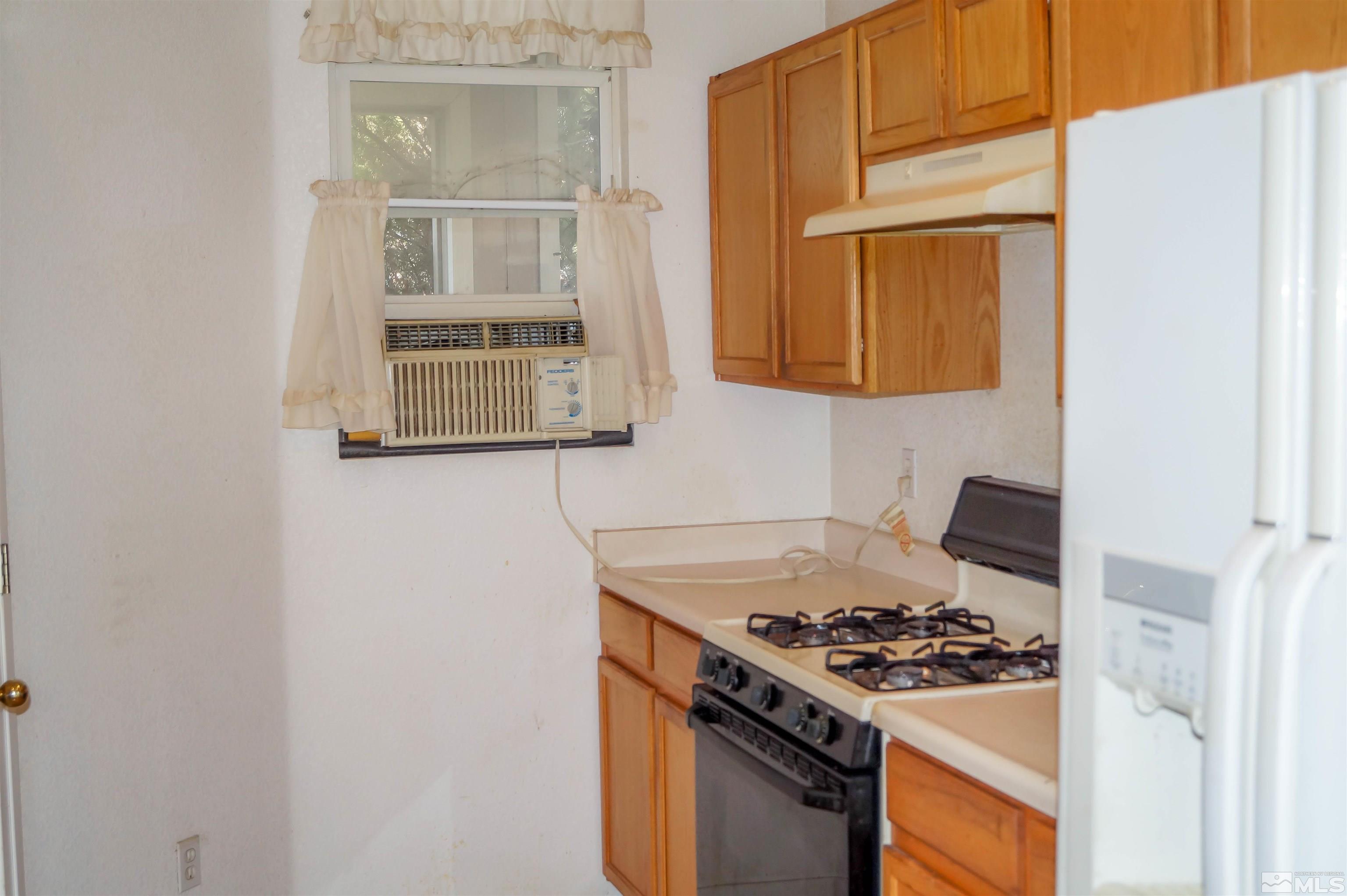 8620 Malibu Drive Reno, NV 89506 - Photo 8 of 25 Photo 8
