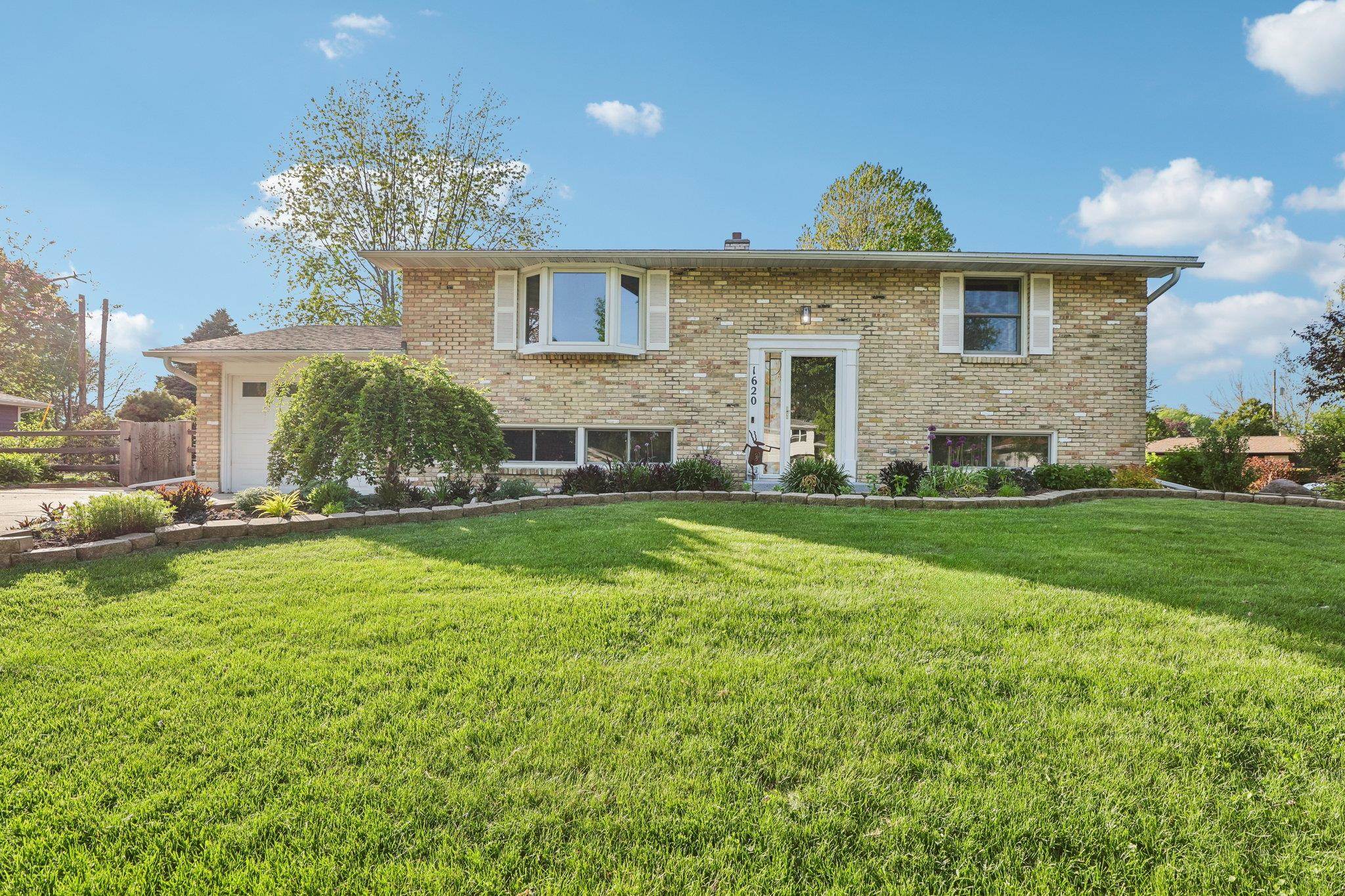 1620 Maple Street Middleton, WI 53562 - Photo 51 of 58