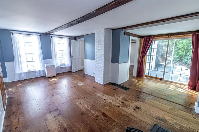 $549,900 | 1 Old Coach Road, New Boston, NH 03070