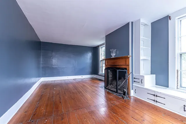 $547,500 | 1 Old Coach Road, New Boston, NH 03070