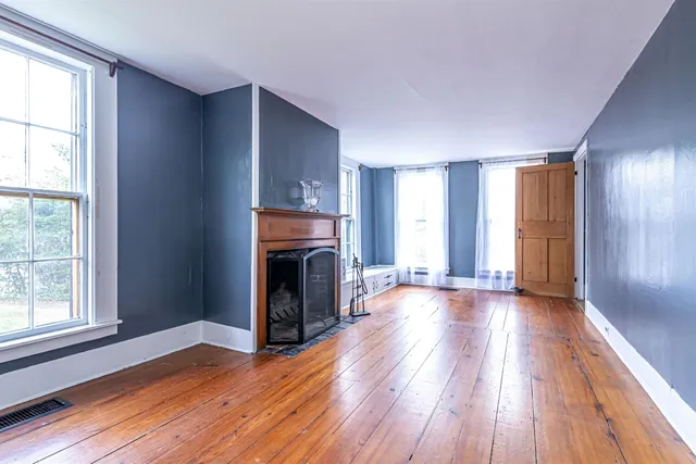 $547,500 | 1 Old Coach Road, New Boston, NH 03070