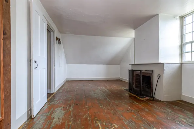 $547,500 | 1 Old Coach Road, New Boston, NH 03070