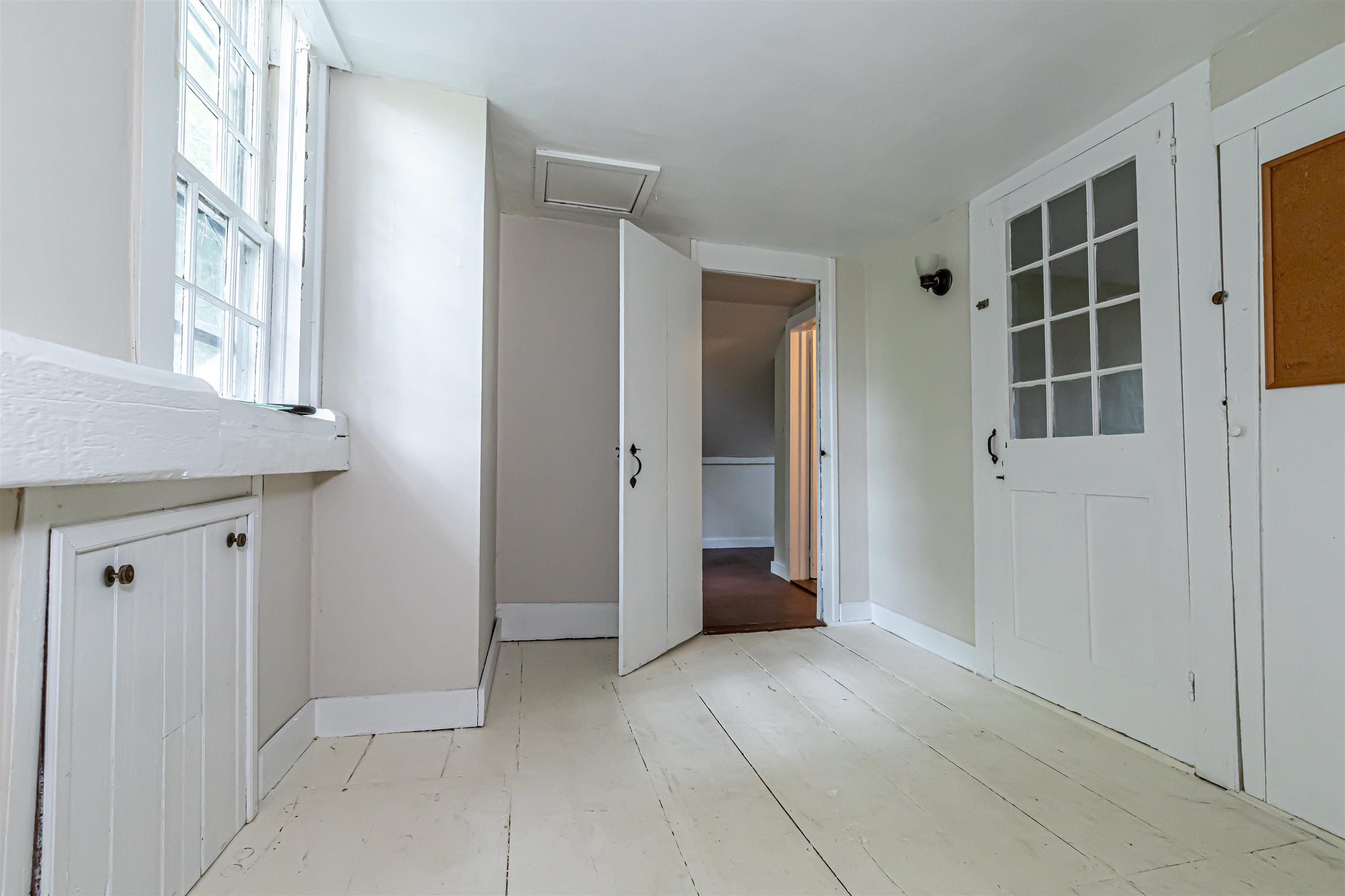 1 Old Coach Road New Boston, NH 03070 - Photo 31 of 53