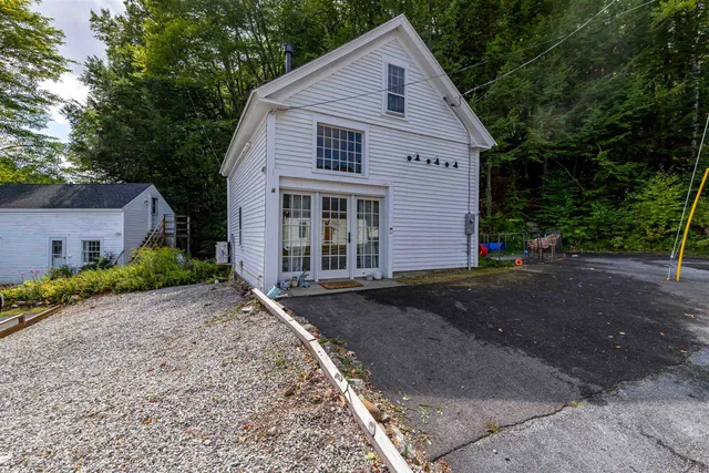 $547,500 | 1 Old Coach Road, New Boston, NH 03070