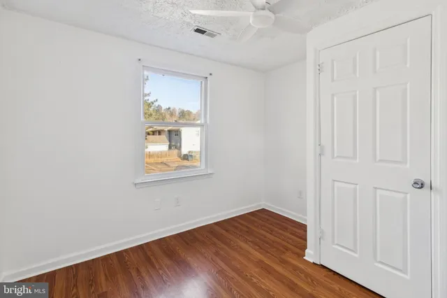 $279,999 | 20801 Harlequin Lane, Callaway, MD 20620