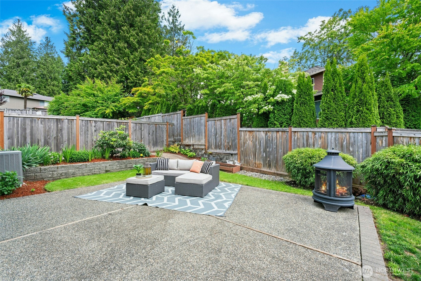 1808 Field Place Northeast Renton, WA 98059 - Photo 28 of 37