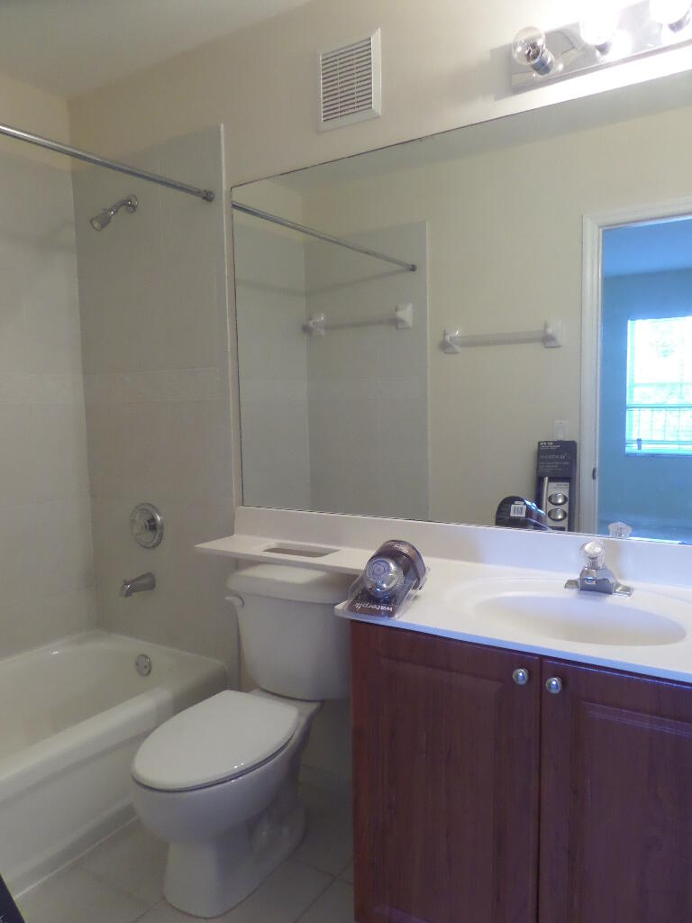 3095 Southwest 129th Way, Unit 162 Miramar, FL 33027 - Photo 18 of 22 SAM_1454