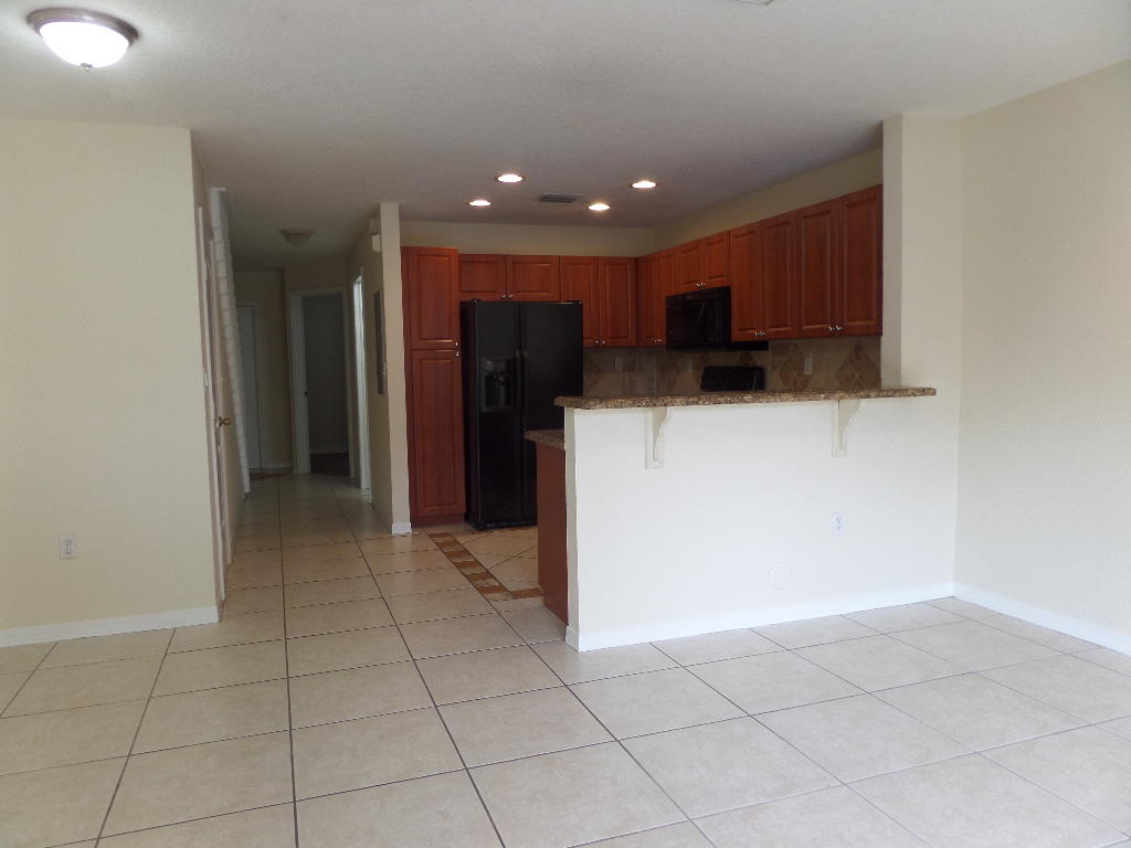 3095 Southwest 129th Way, Unit 162 Miramar, FL 33027 - Photo 5 of 22 SAM_5365