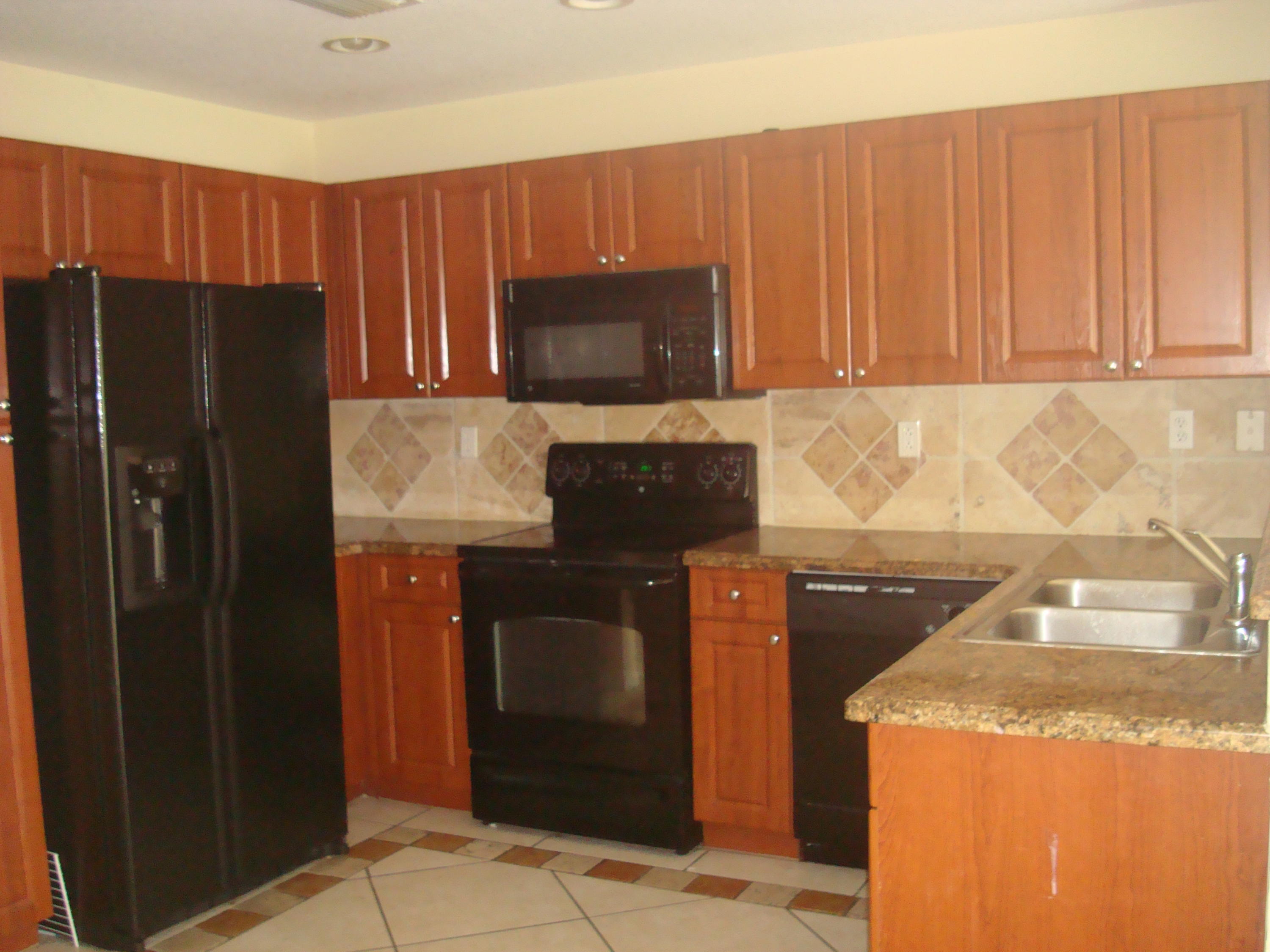 3095 Southwest 129th Way, Unit 162 Miramar, FL 33027 - Photo 8 of 22 DSC06137
