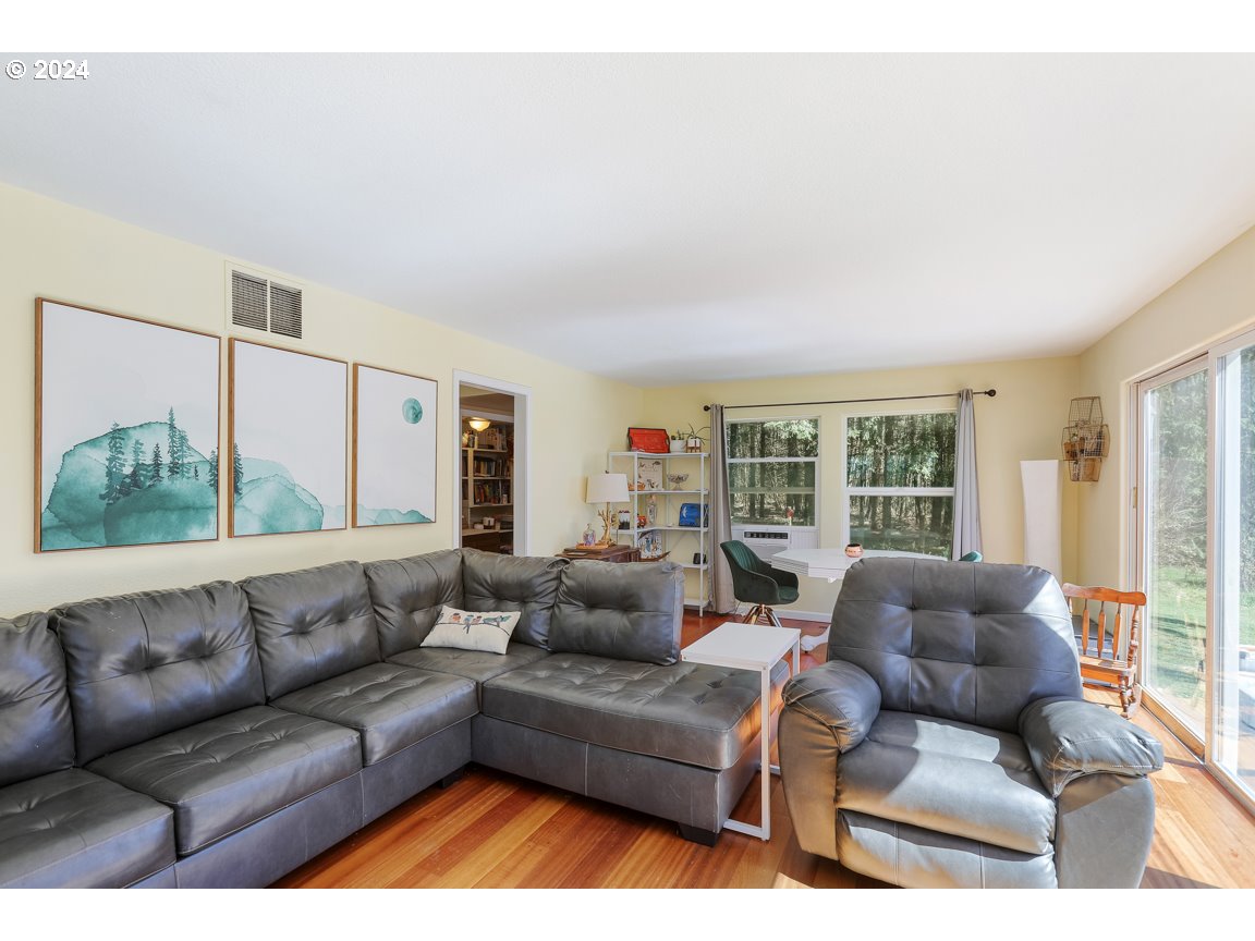 60496 Robinette Road St. Helens, OR 97051 - Photo 10 of 46 Gallery Image 10