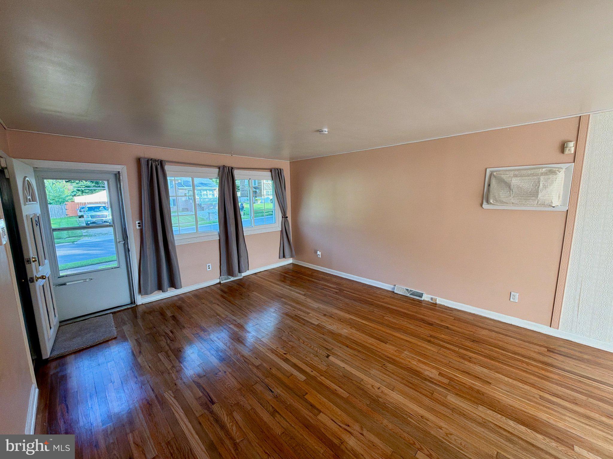 18 Aquilla Avenue New Castle, DE 19720 - Photo 4 of 30 Gallery Image 4