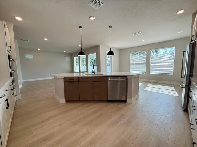 $899,990 | 8056 33rd Avenue North, St. Petersburg, FL 33710