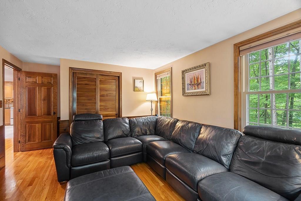 82 Scribner Road Tyngsborough, MA 01879 - Photo 17 of 42 Gallery Image 17