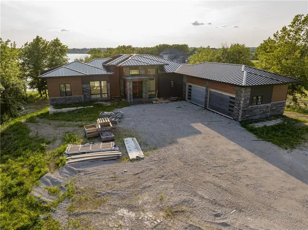 $4,449,000 | 14 Tomahawk Circle, Lake Winnebago, MO 64034