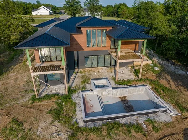 $4,449,000 | 14 Tomahawk Circle, Lake Winnebago, MO 64034