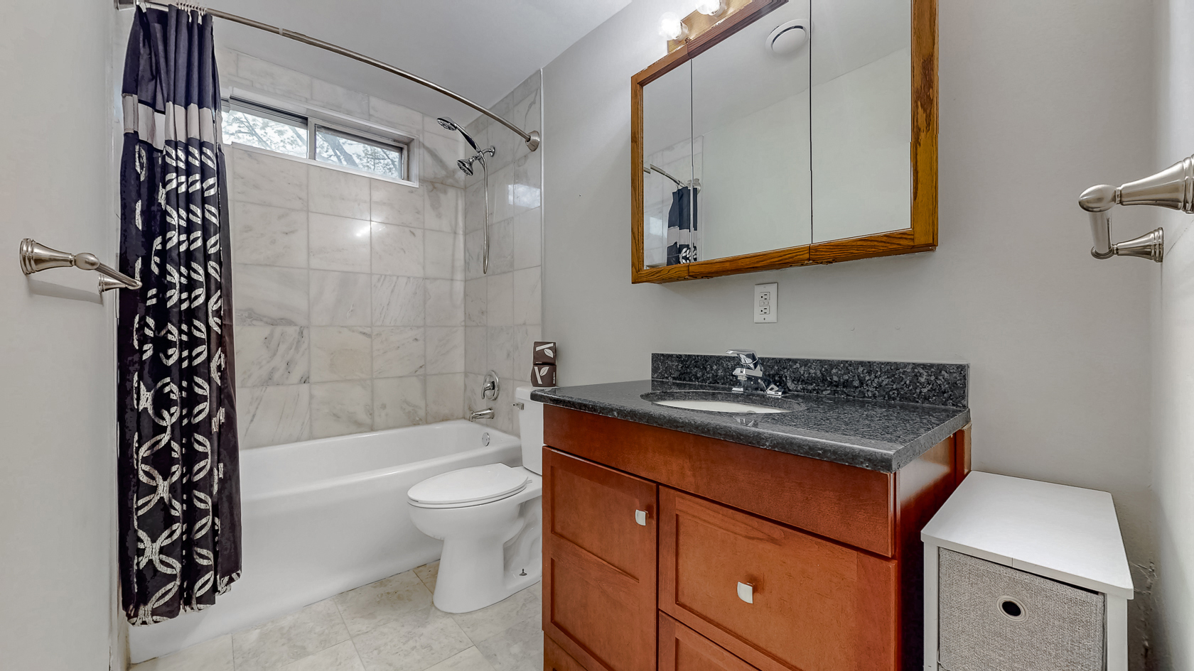 331 Fairfax Avenue Romeoville, IL 60446 - Photo 7 of 17