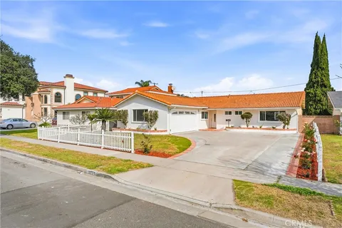 $1,450,000 | 10377 Morning Glory Avenue, Fountain Valley, CA 92708