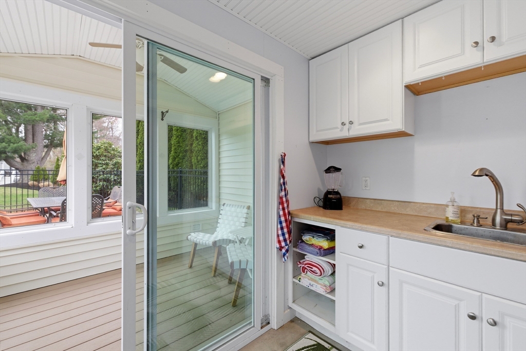 47 Samoset Road Woburn, MA 01801 - Photo 32 of 36 Gallery Image 32