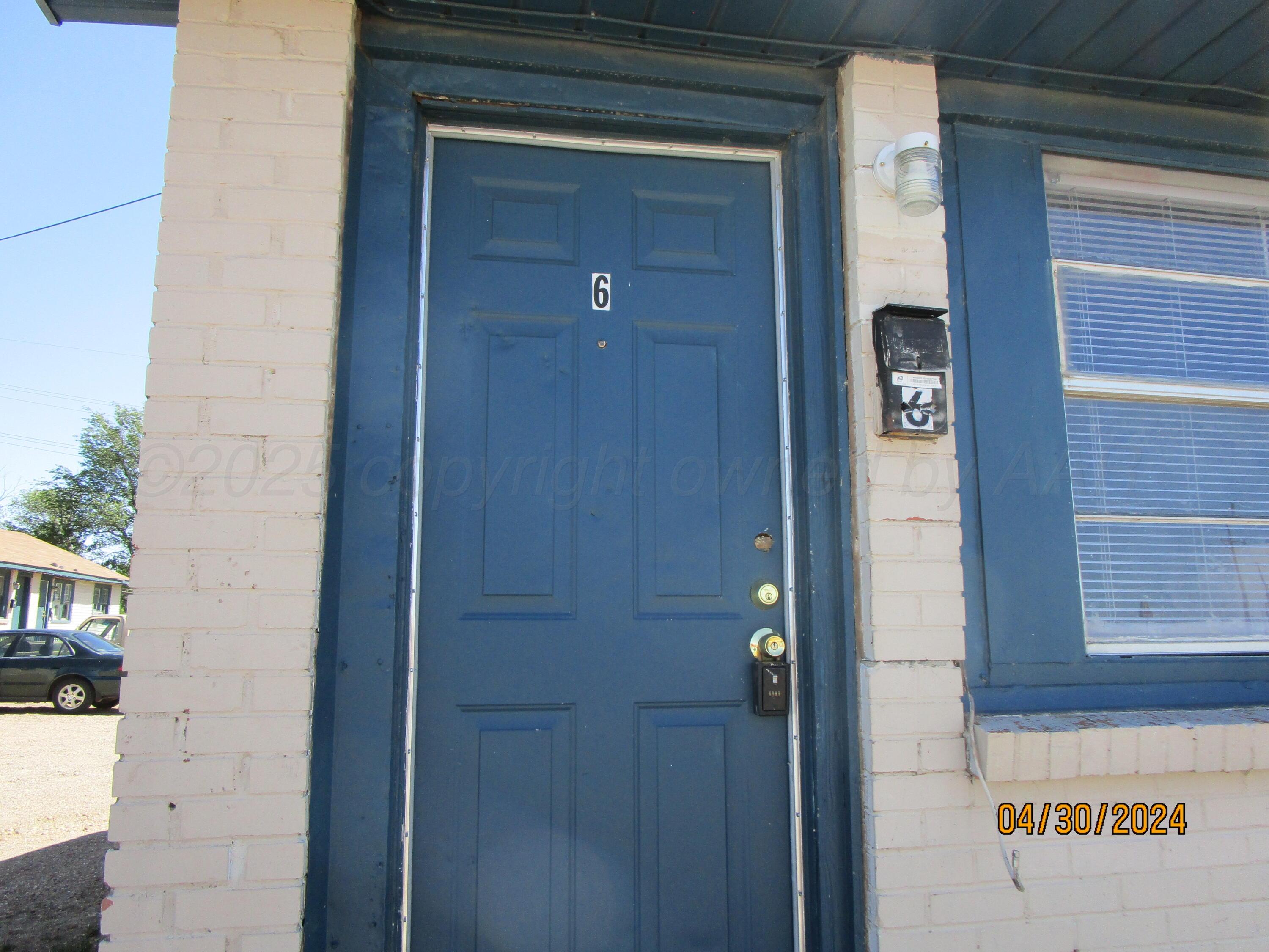 607 West Wilson Street, Unit 6 Borger, TX 79007 - Photo 1 of 7 Front