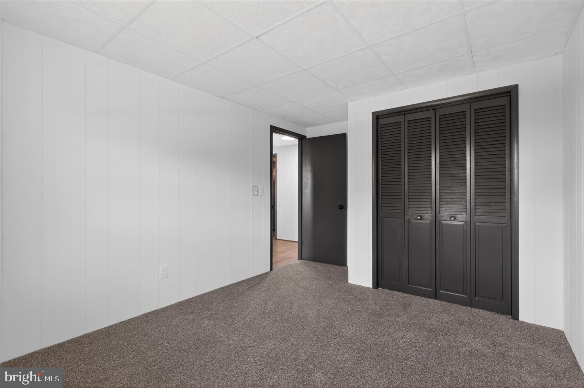 240 Harman Road Halifax, PA 17032 - Photo 24 of 31 Spacious room with modern accents.