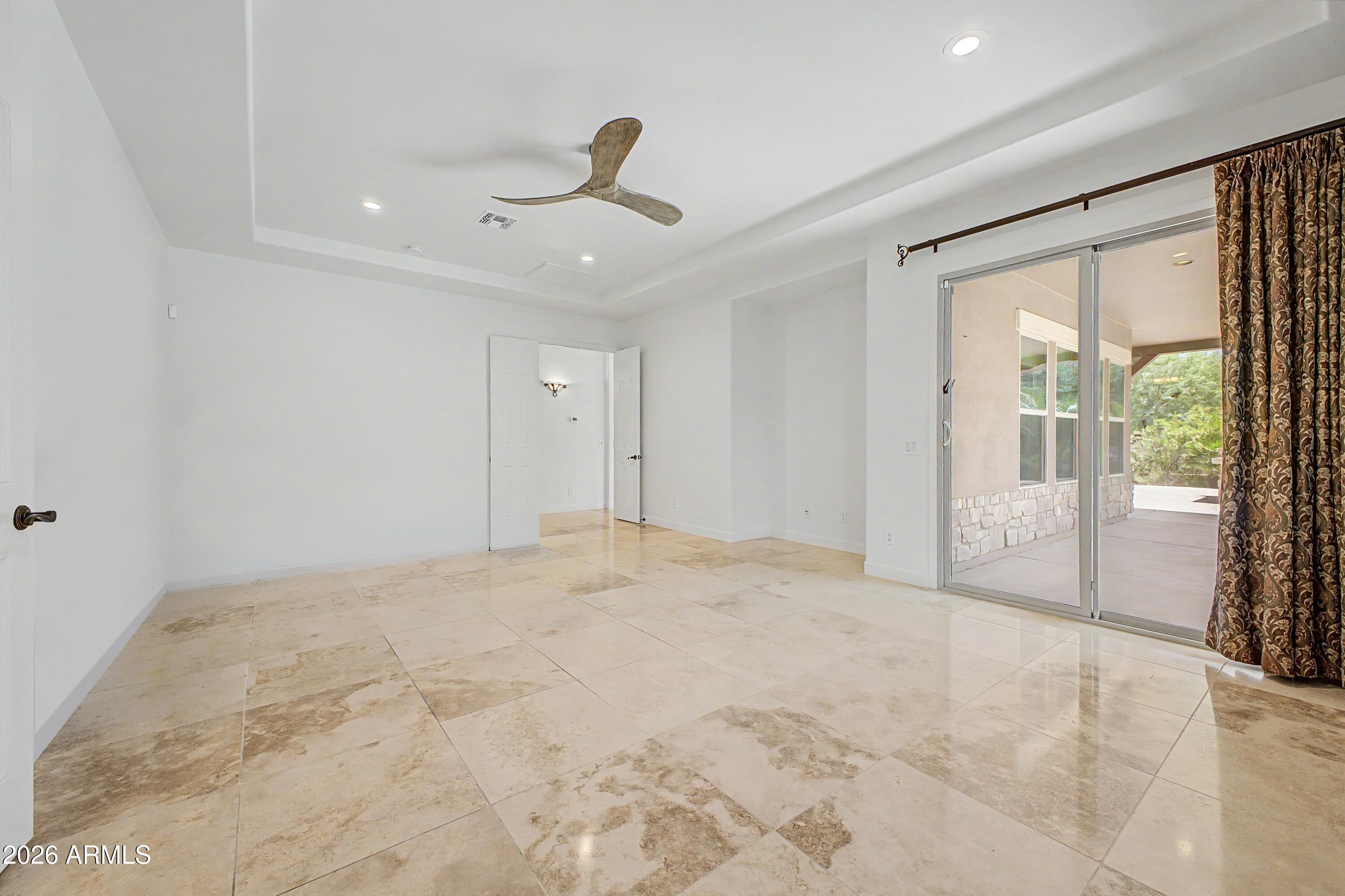 3139 East Harwell Road Phoenix, AZ 85042 - Photo 33 of 88 81e809520a14be1f5a1c34f52e2d3df4