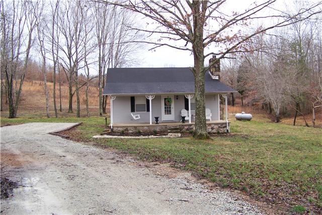 1047 Topsy Store Road Waynesboro, TN 38485 - Photo 1 of 11 Gallery Image 1