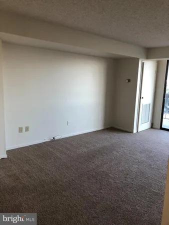 $1,750 | 7401 Westlake Terrace, Unit 1005, Bethesda, MD 20817