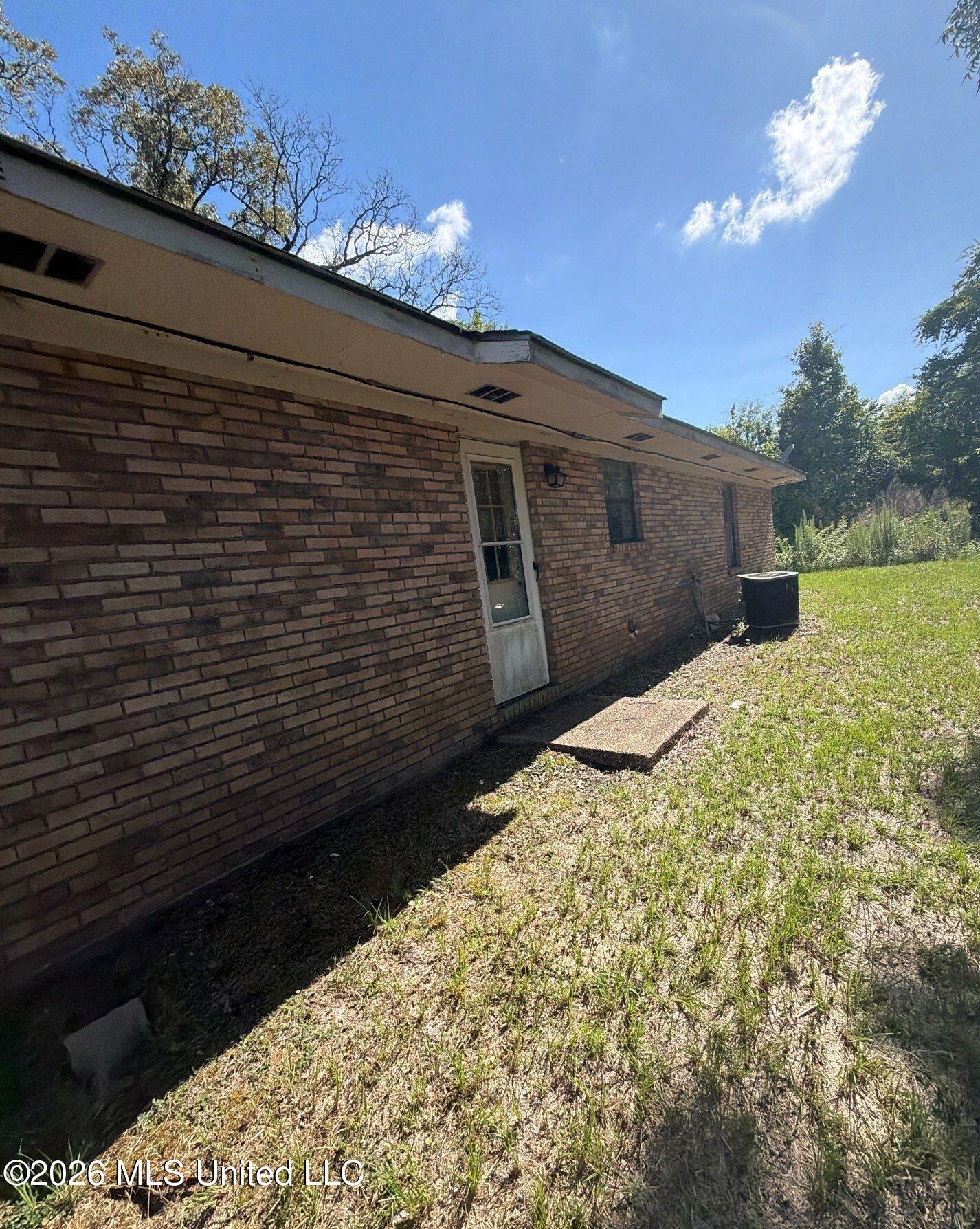 1520 Allman Trail Southwest Bogue Chitto, MS 39629 - Photo 15 of 18 down-net_http20260613-271-i4aul8