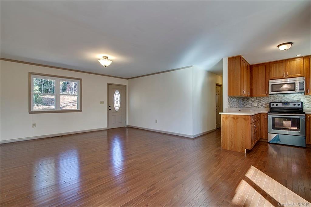 287 Old County Home Road Brevard, NC 28712 - Photo 4 of 13 Gallery Image 4