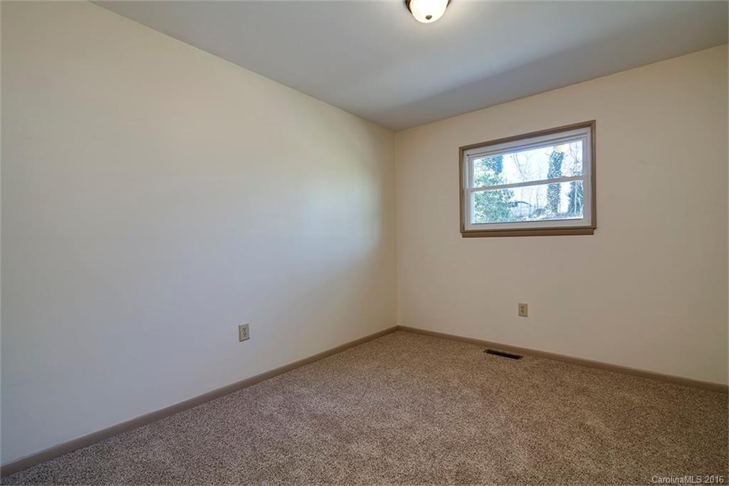 287 Old County Home Road Brevard, NC 28712 - Photo 10 of 13 Gallery Image 10