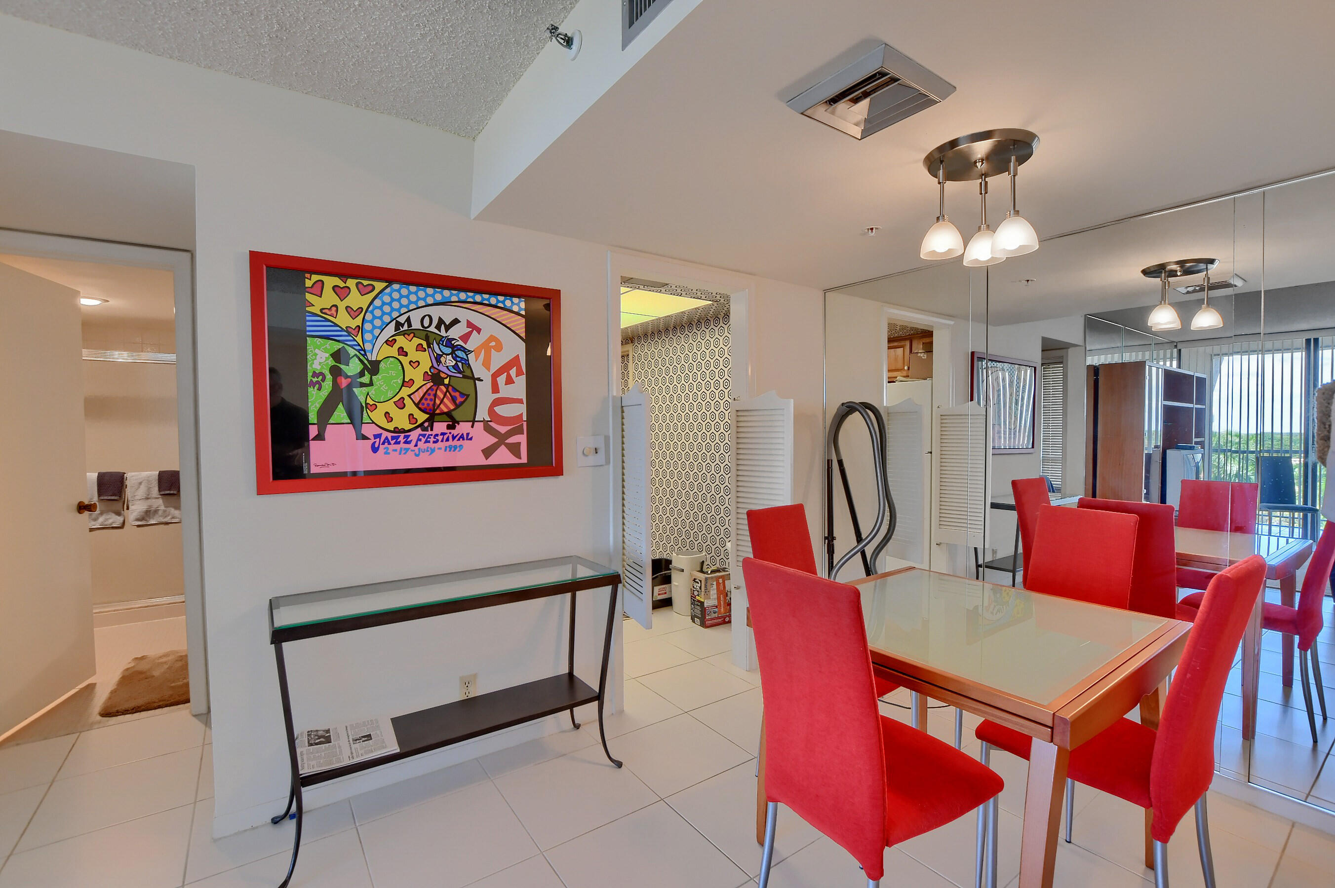 7754 Lakeside Boulevard, Unit 483 Boca Raton, FL 33434 - Photo 1 of 15 Kitchen