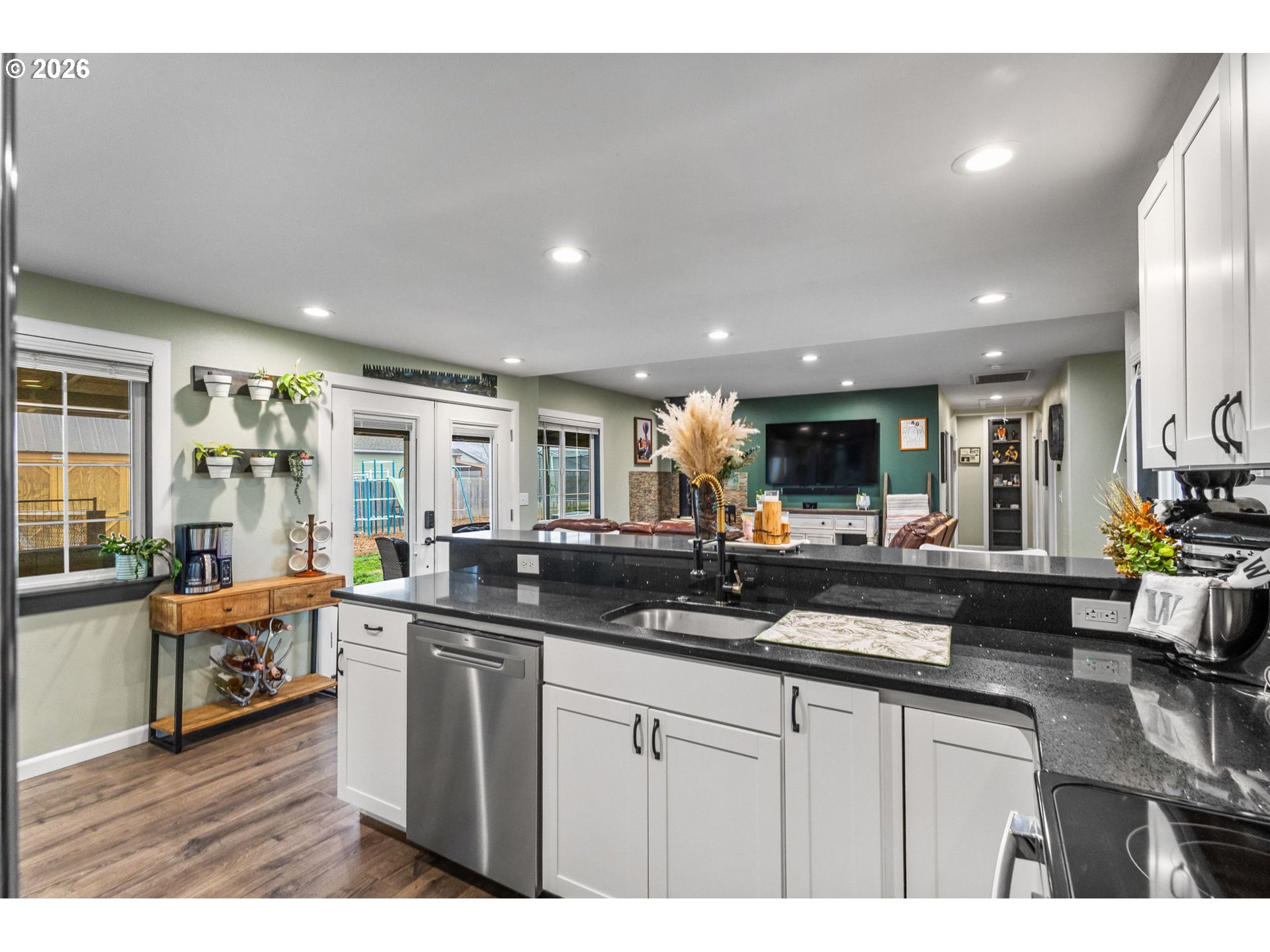 32900 Old Church Road Tangent, OR 97389 - Photo 3 of 39