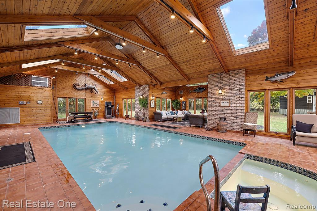 3700 Collins Road Oakland, MI 48363 - Photo 31 of 44