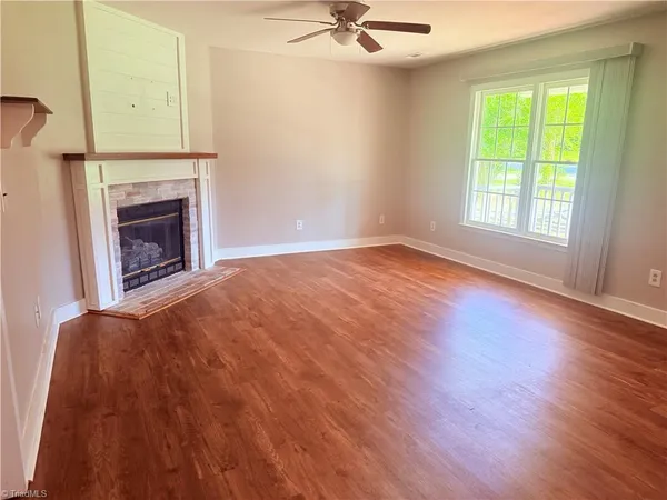 $1,700 | 930 Hazelwood Drive, Winston-Salem, NC 27103