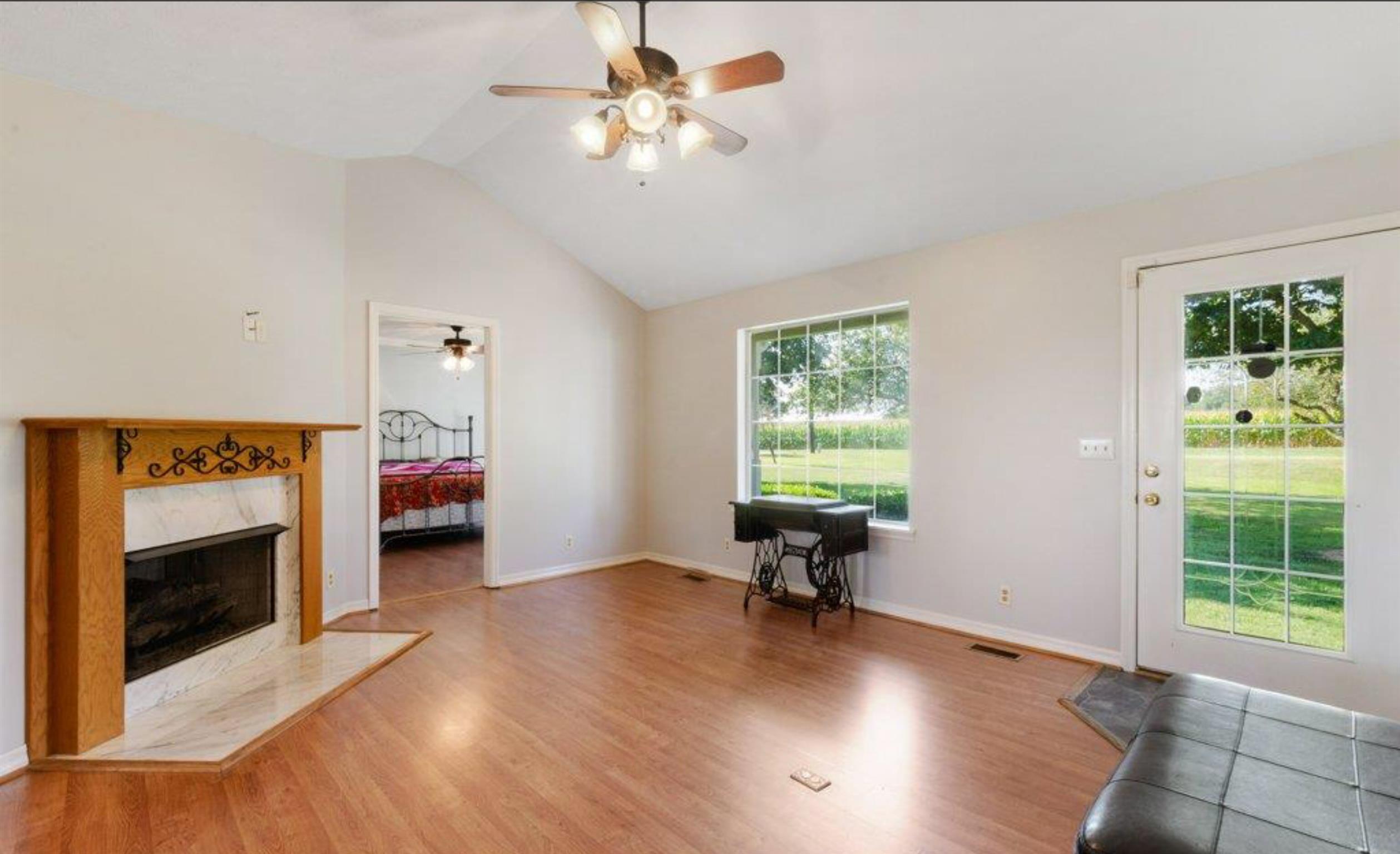6122 Cook Road Orlinda, TN 37141 - Photo 4 of 22 Gallery Image 4