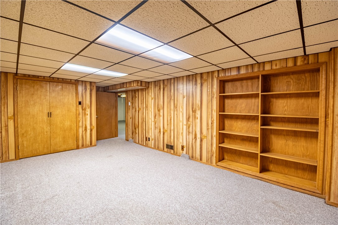 1487 East Dickinson Avenue Decatur, IL 62521 - Photo 13 of 24 Gallery Image 13