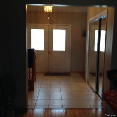 47519 Tilch Road Macomb, MI 48044 - Photo 3 of 23 IMG_7405.JPG