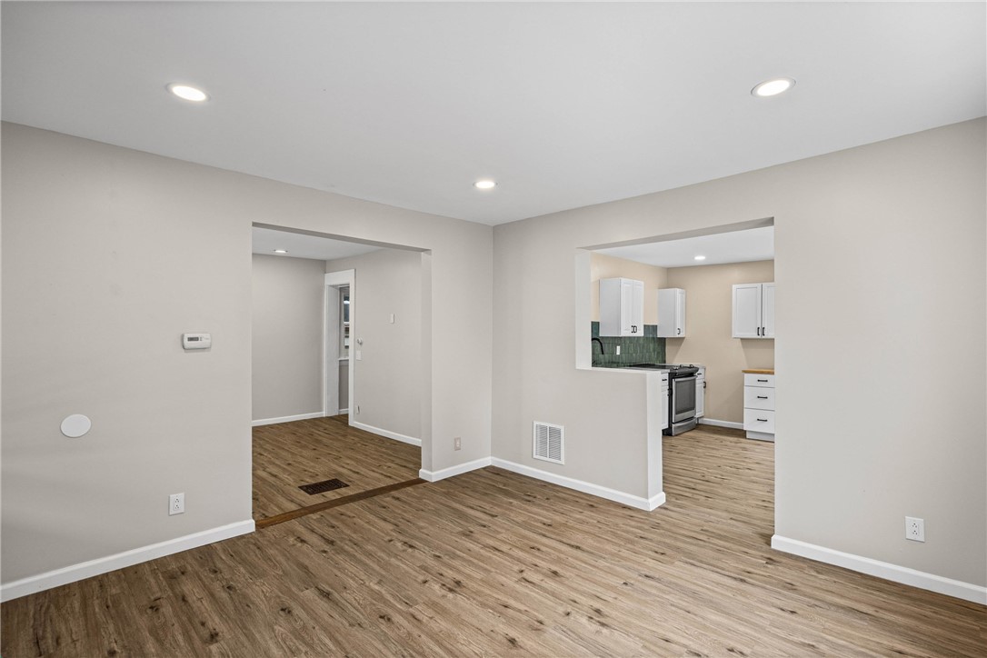 49-51 Ringle Street Rochester, NY 14619 - Photo 12 of 39 Gallery Image 12