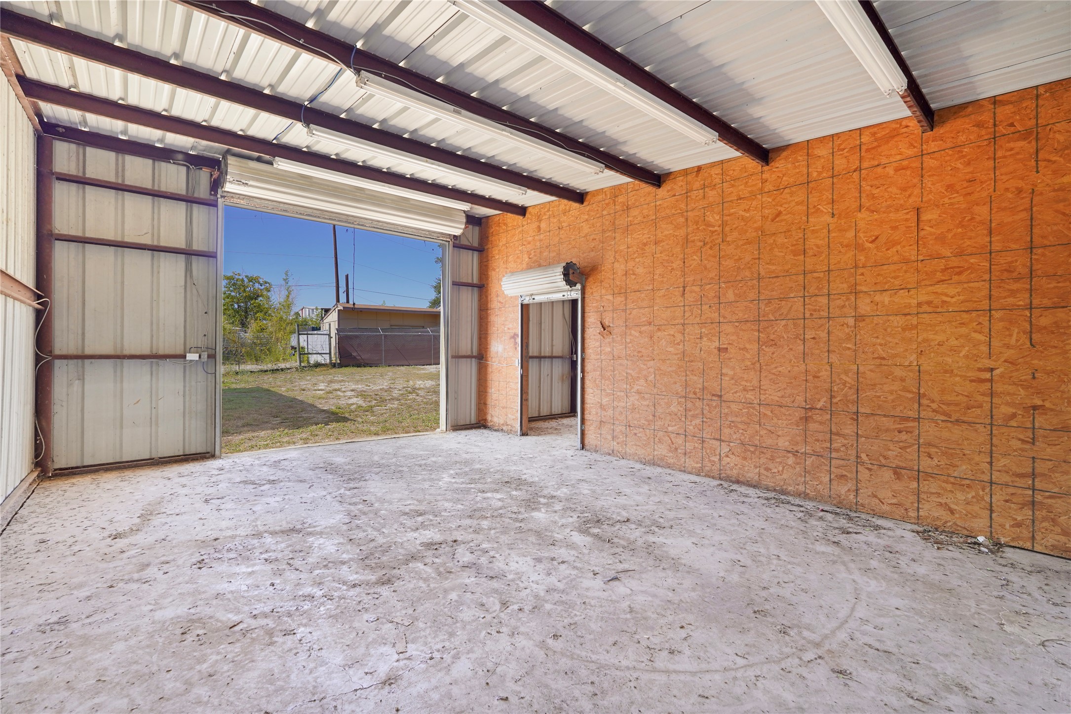 2111 Rigsby Avenue San Antonio, TX 78210 - Photo 10 of 21