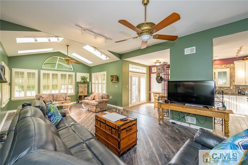 143 Eleanor Road Manchester Township, NJ 08759 - Photo 23 of 48 Gallery Image 23