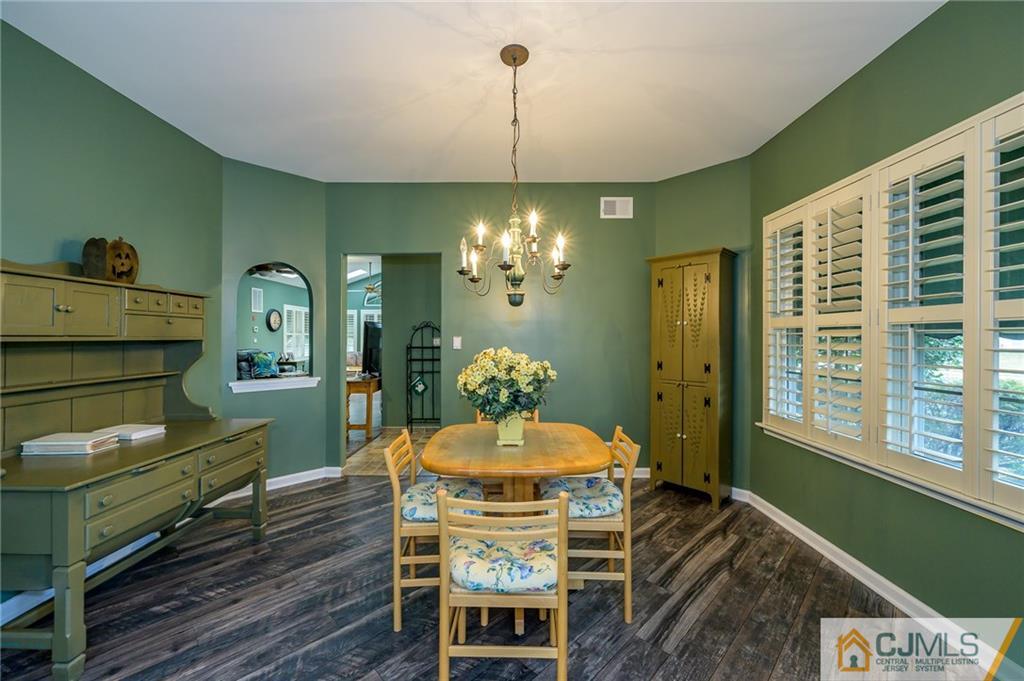143 Eleanor Road Manchester Township, NJ 08759 - Photo 10 of 48 Gallery Image 10