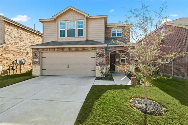 $279,900 | 14012 Danesdale Drive, Pilot Point, TX 76258