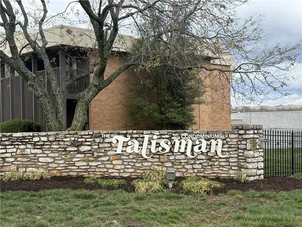 $99,900 | 449 West 104th Street, Unit D, Kansas City, MO 64114