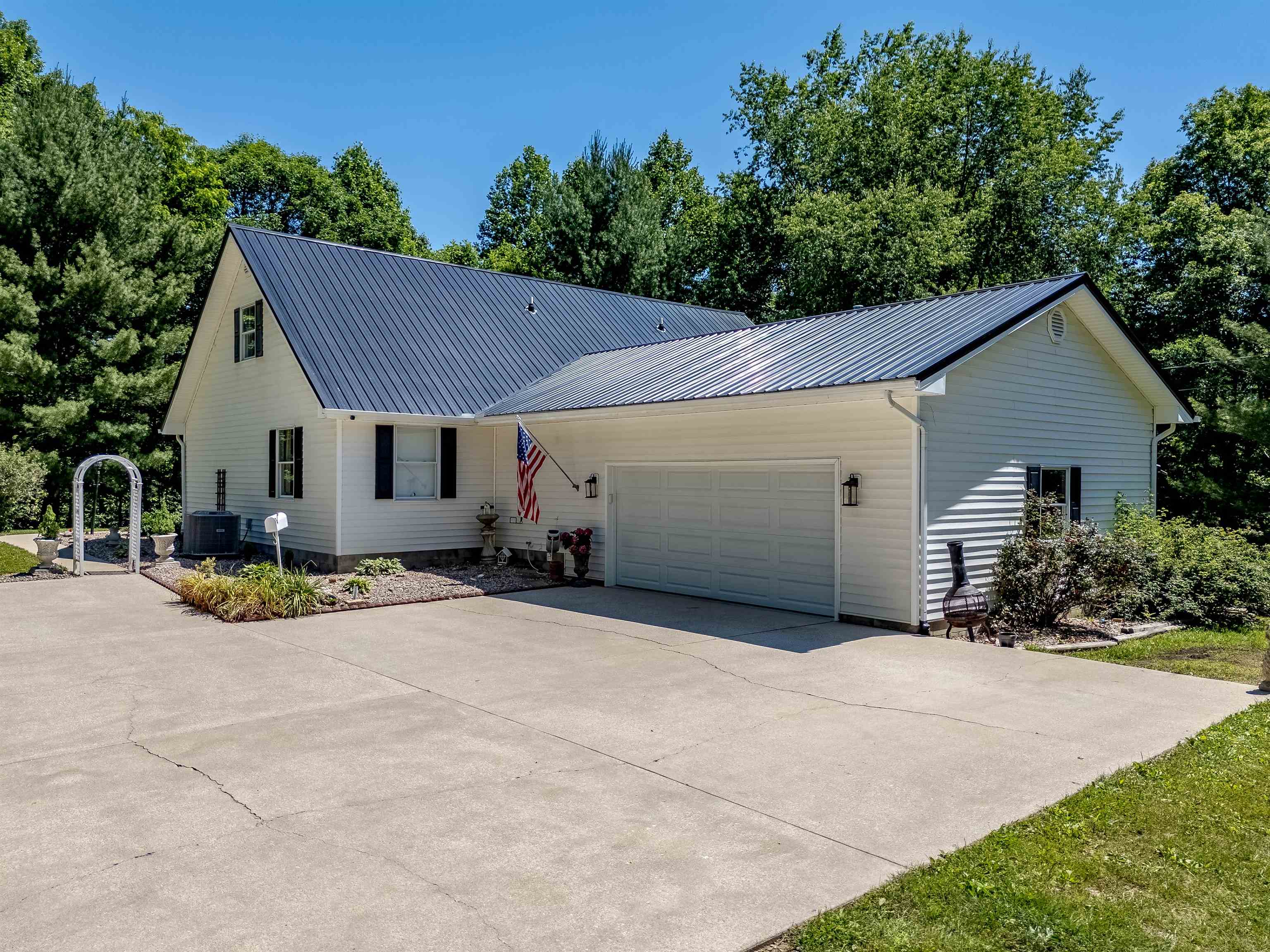 887 Trumbo Road Morehead, KY 40351 - Photo 8 of 49