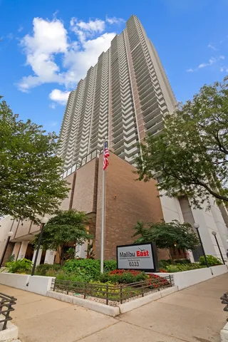 $359,900 | 6033 North Sheridan Road, Unit 7C, Chicago, IL 60660